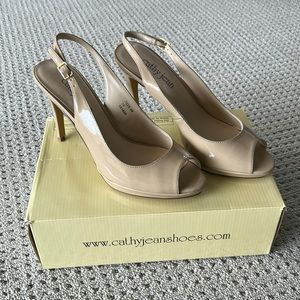 Cathy Jean sling back patent heels size 10